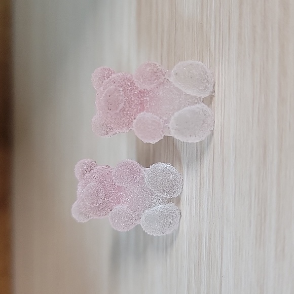 SUGARED GUMMY BEAR STUD EARRINGS - Picture 3 of 6